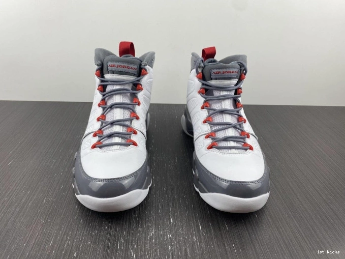 1st Kicks Shoes 9 Jordan CT8019-162 Red Fire Air 0726